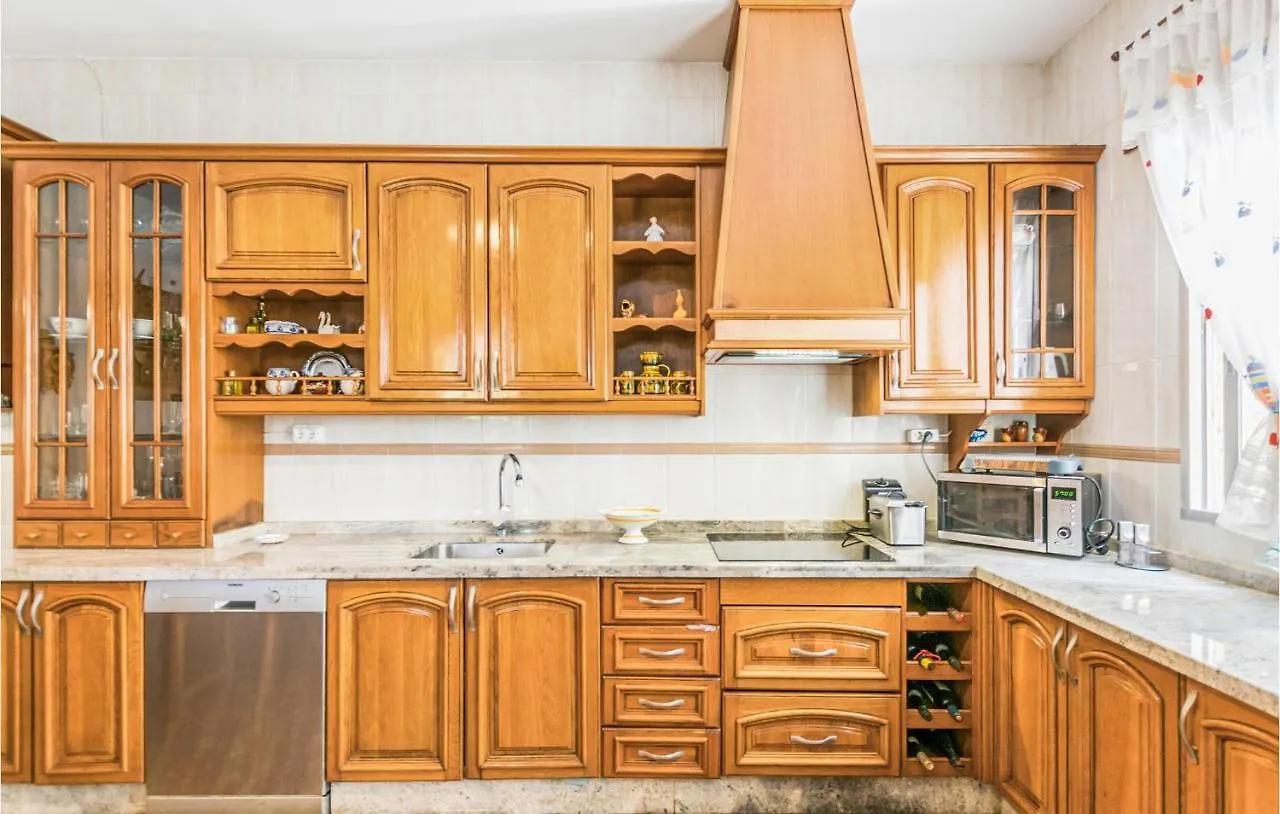 3 Bedroom Beautiful Home In Fuente Tojar Spanien